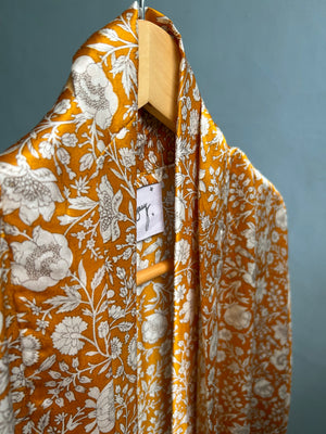 Dream About Me Short Silk Robe: Curcuma Aromatica