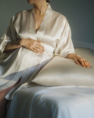 The Mama Gift Set: Dream About Me Short Robe and Pillowcase in Natural Ivoire Perlé Ahimsa Peace Silk