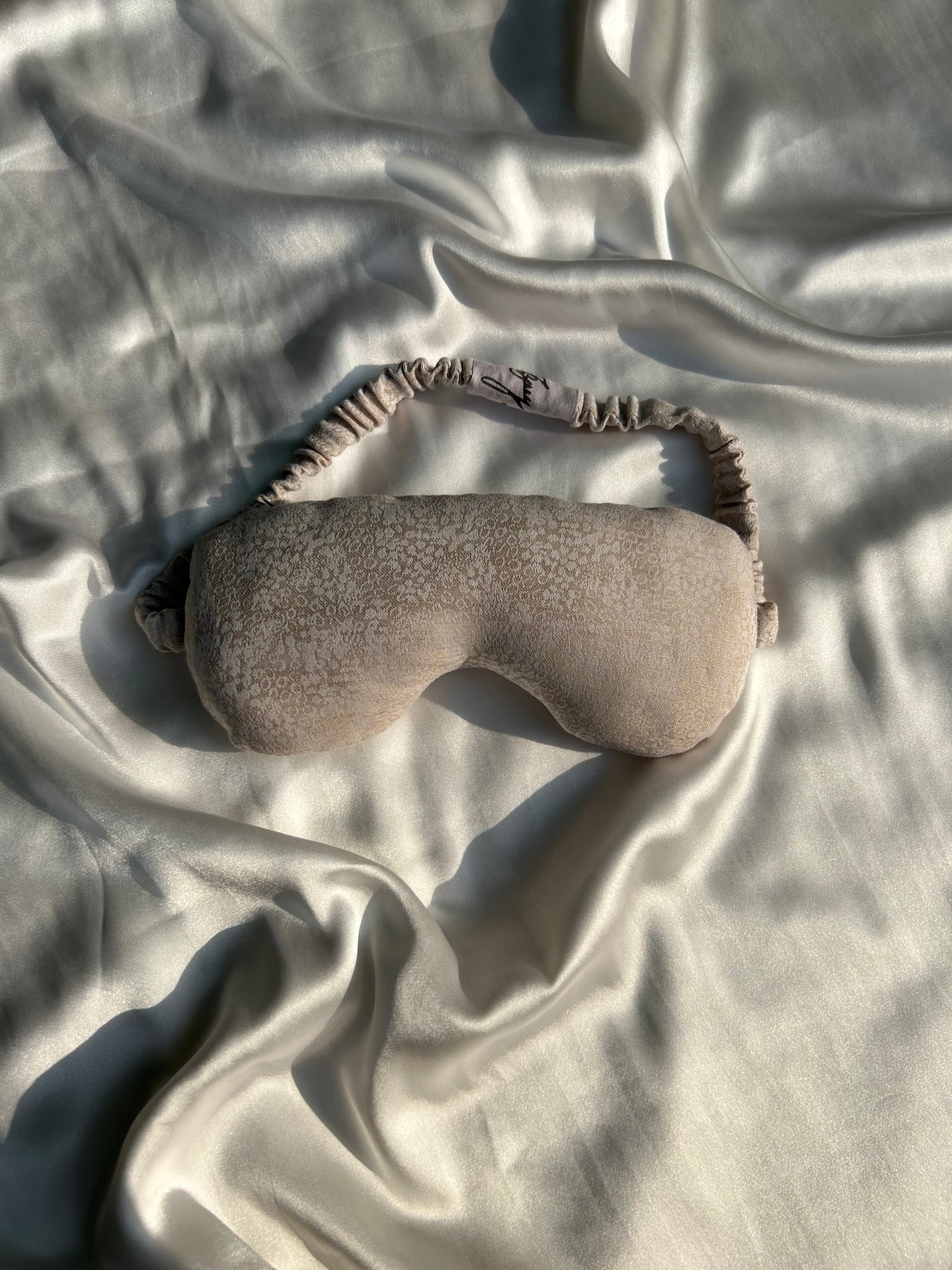 Chiaro Linen Sleep Eye Pillow