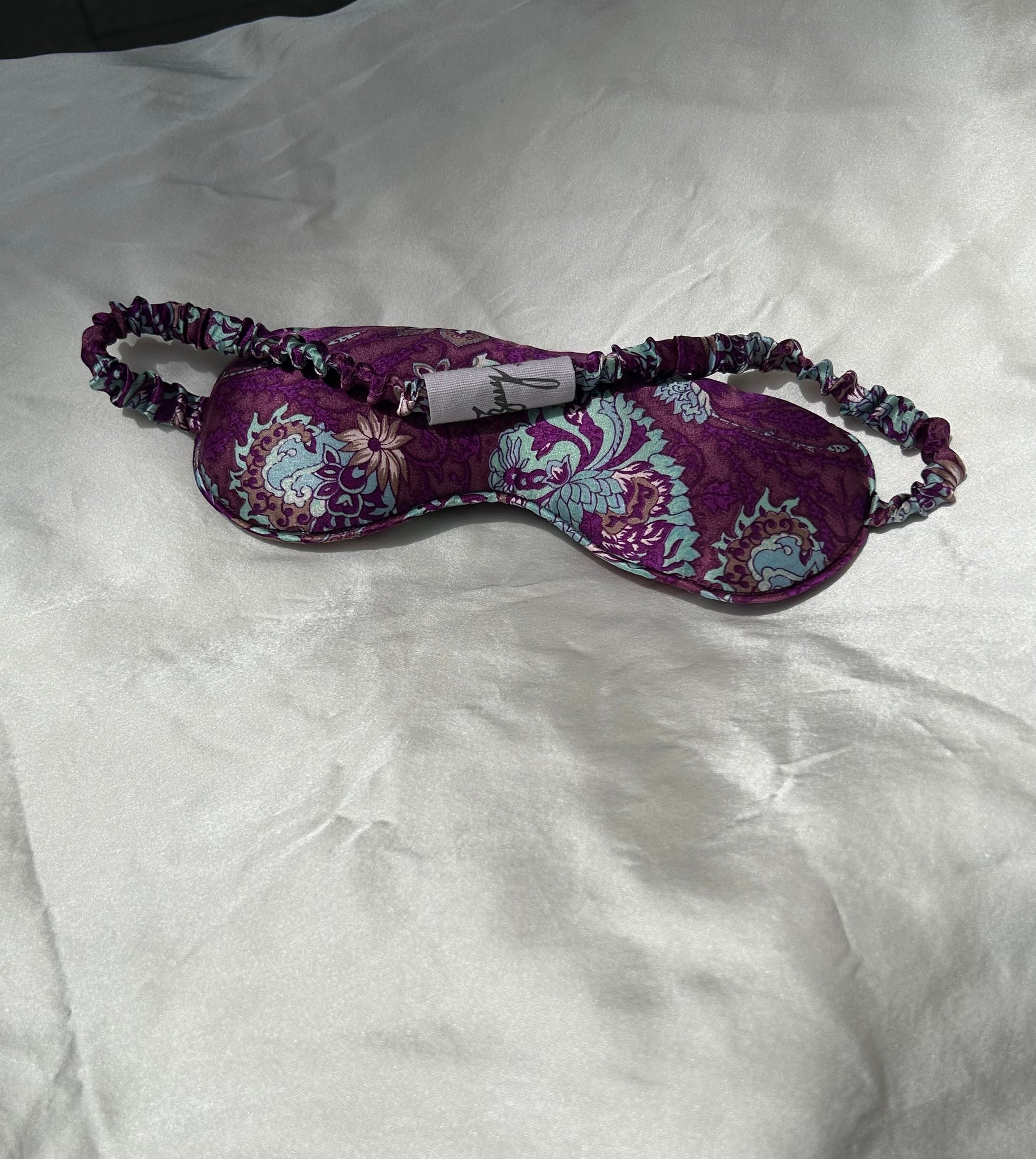 Jillypopo Silk Sleep Eye Pillow