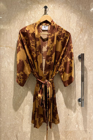 Dream About Me Short Silk Robe: Smoked Cacao Caramel