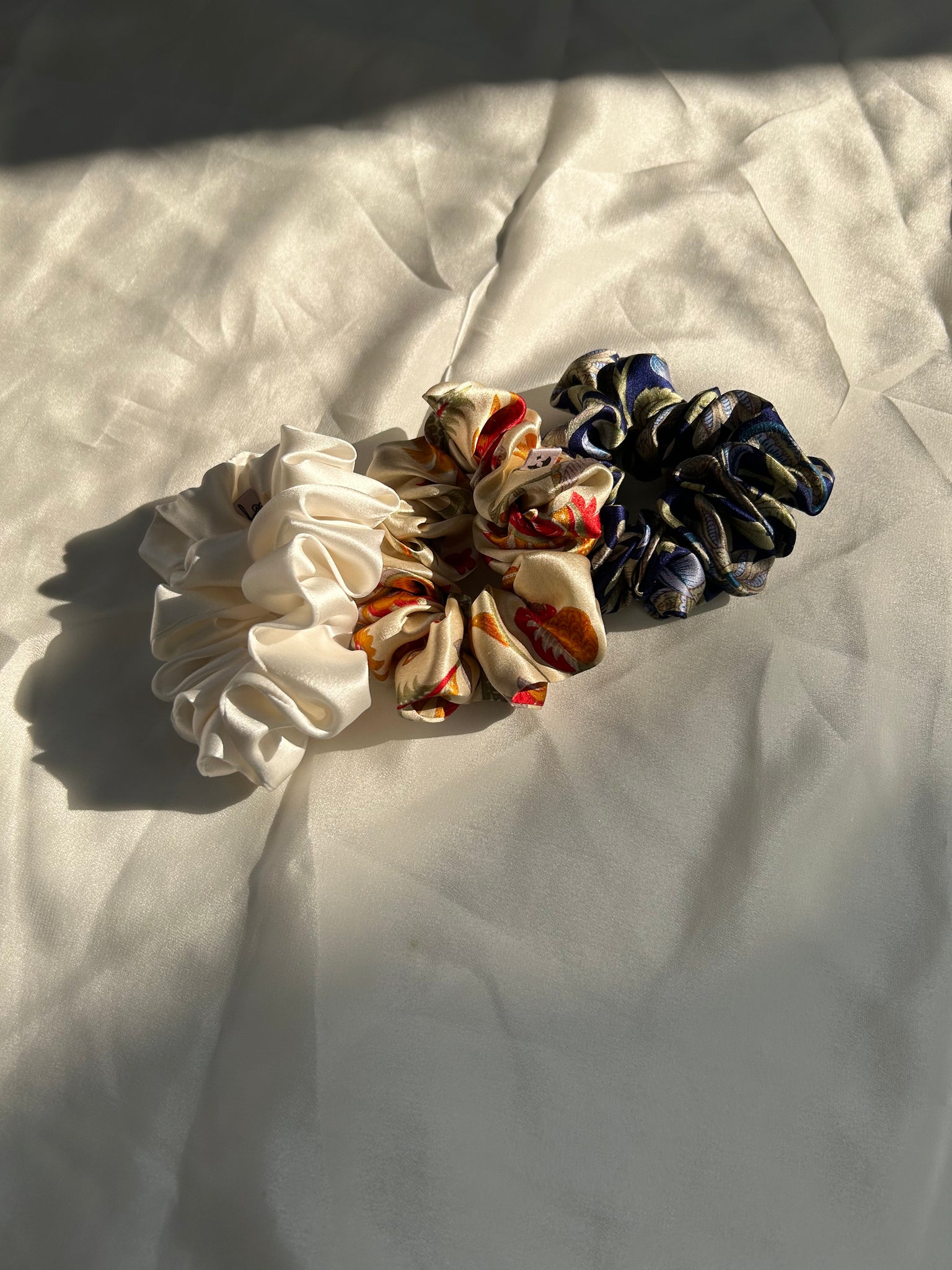 Aurelia Gift Set: 3 x 003 Large Organic Silk Scrunchies