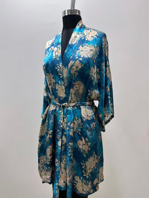 Dream About Me Short Silk Robe: Amphitrite