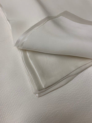 Natural Ivoire Perlé Organic Peace Silk Pillowcase