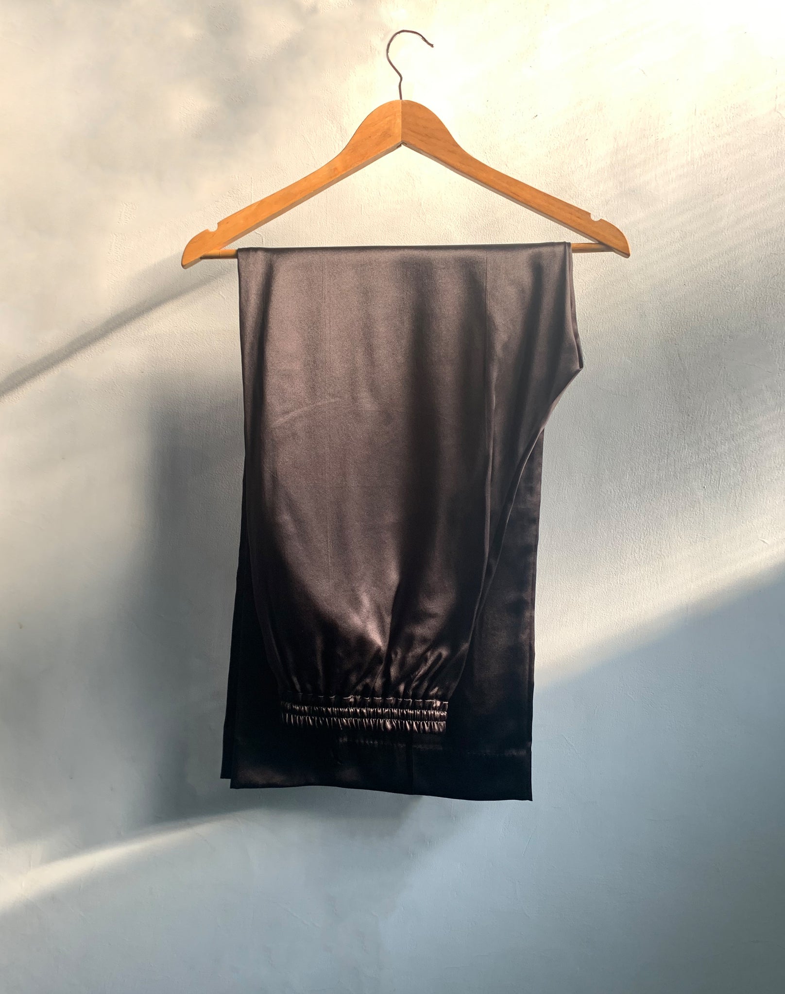 Runa Resort Silk Pants- Ebony Noir