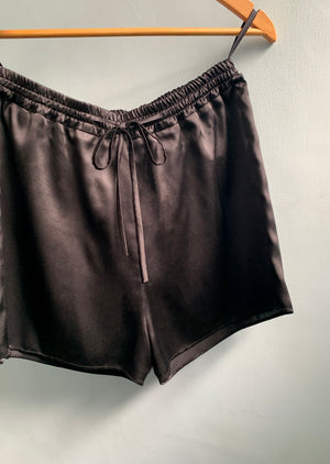 Siro Silk Shorts - Ebony Noir